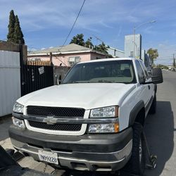 2004 Chevy Silverado 2500 Parts Parts