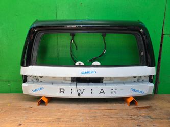 RIVIAN 2022 2023 2024 2025 RAILGATE