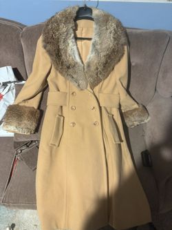 Vintage Wool Fur Coat With satin Lining
