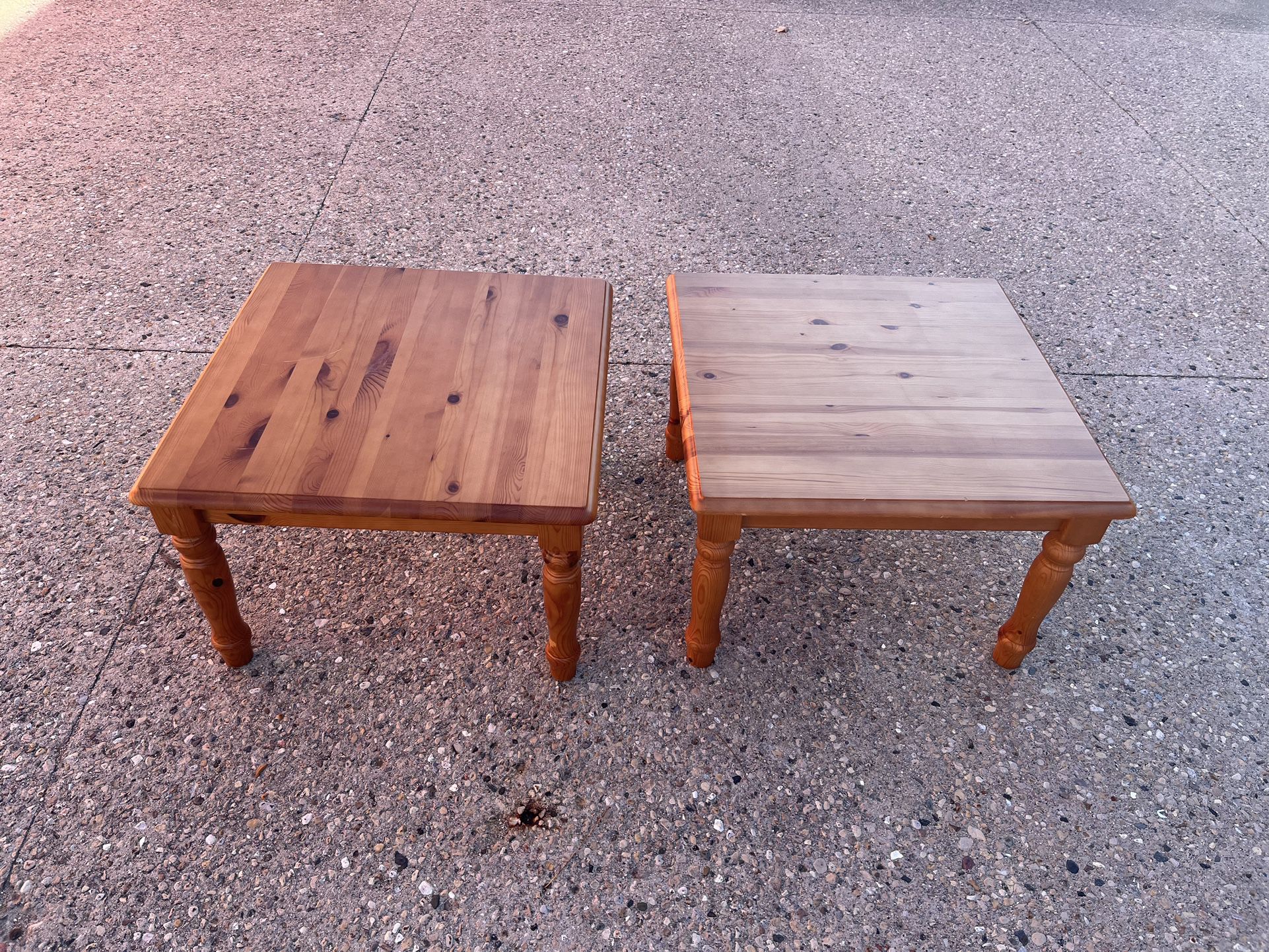 Oak Wood End Tables