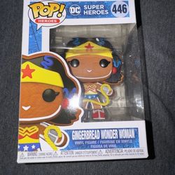 Funko POP! DC Super Heroes: Gingerbread Wonder Woman #446 - Vinyl Figure