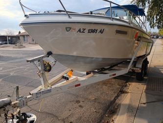 1977 / 1998 Running Sea Ray Boat And Trailer