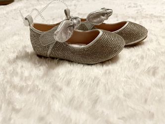 New Silver Rhinestone Dress Shoes