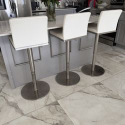 Bar and Dining Set
