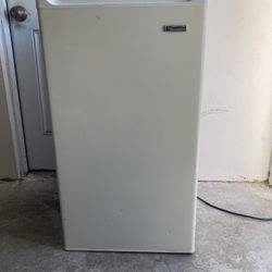 Refrigerator Mini, Kenmore , College refrigerator 