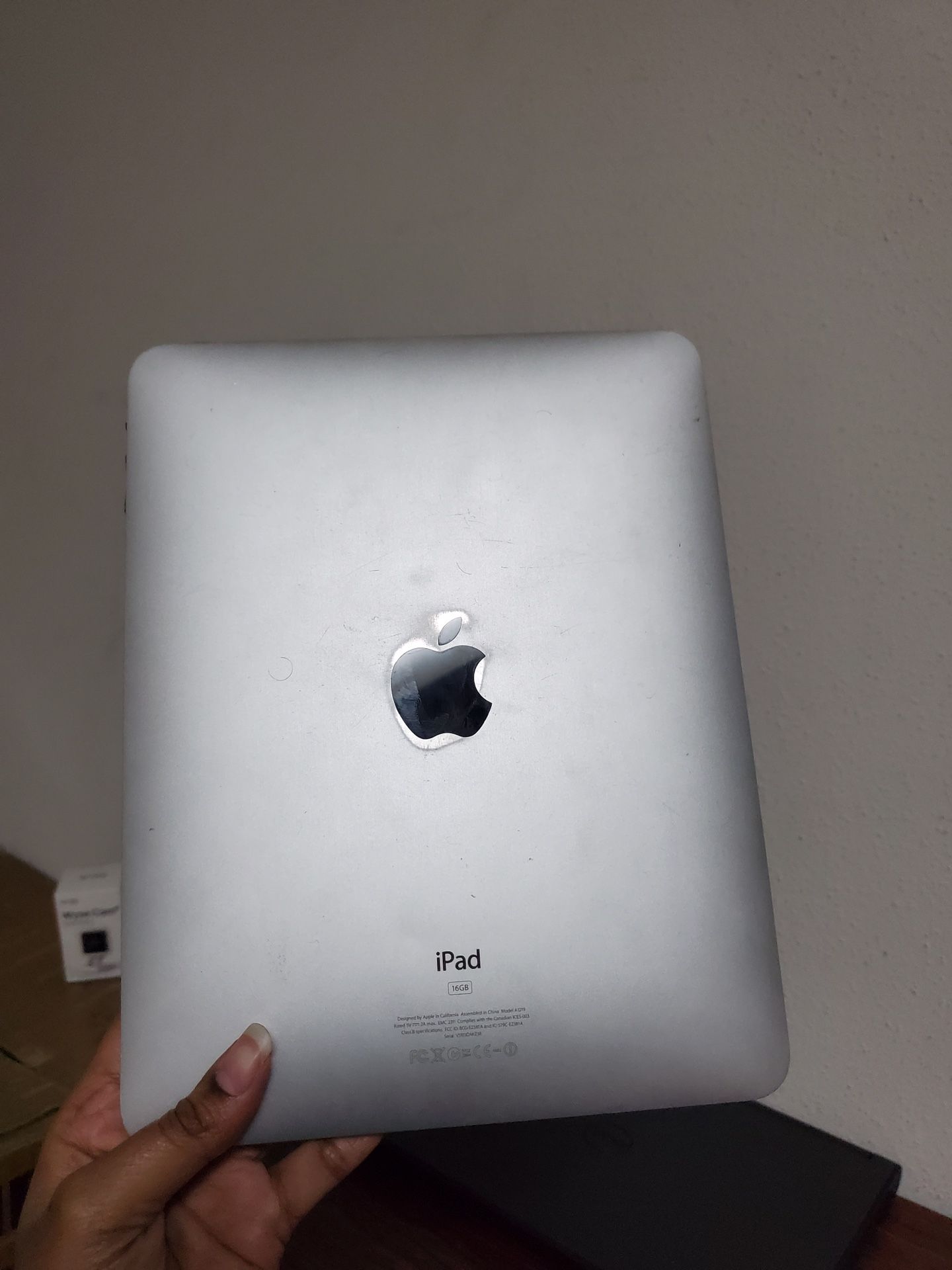 iPad Unlocked With Warranty