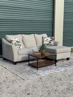 Beige Sectional Sofa w/ Chaise