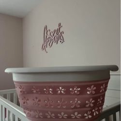 Collapsible Laundry Basket