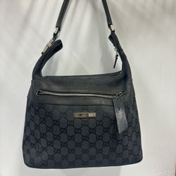 Gucci GG Canvas Shoulder Bag 0014298