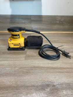 Dewalt Palm Grip Sander