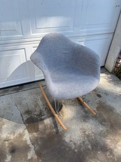 Rocking chair