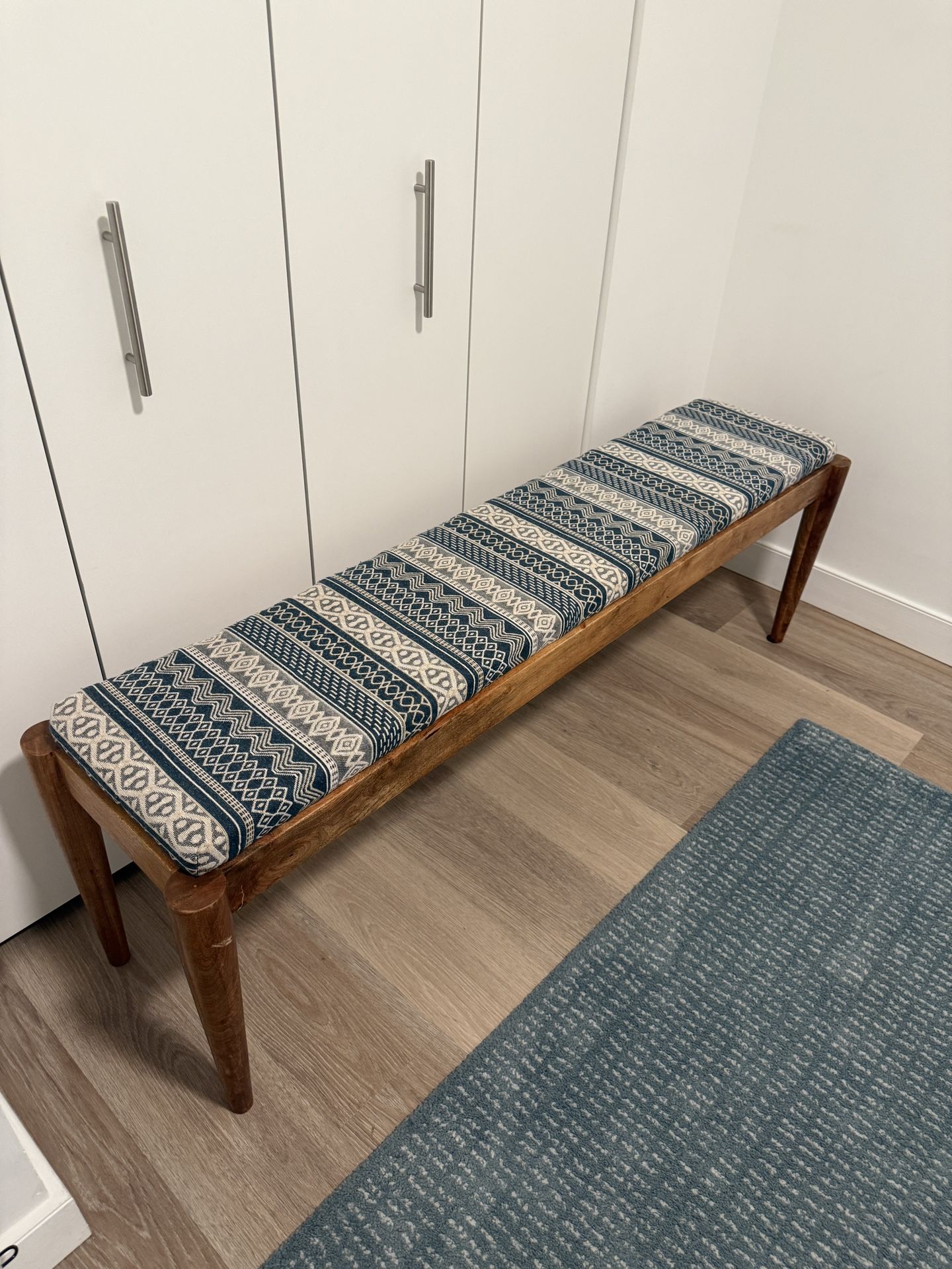 Bench 