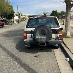 1993 Nissan Pathfinder