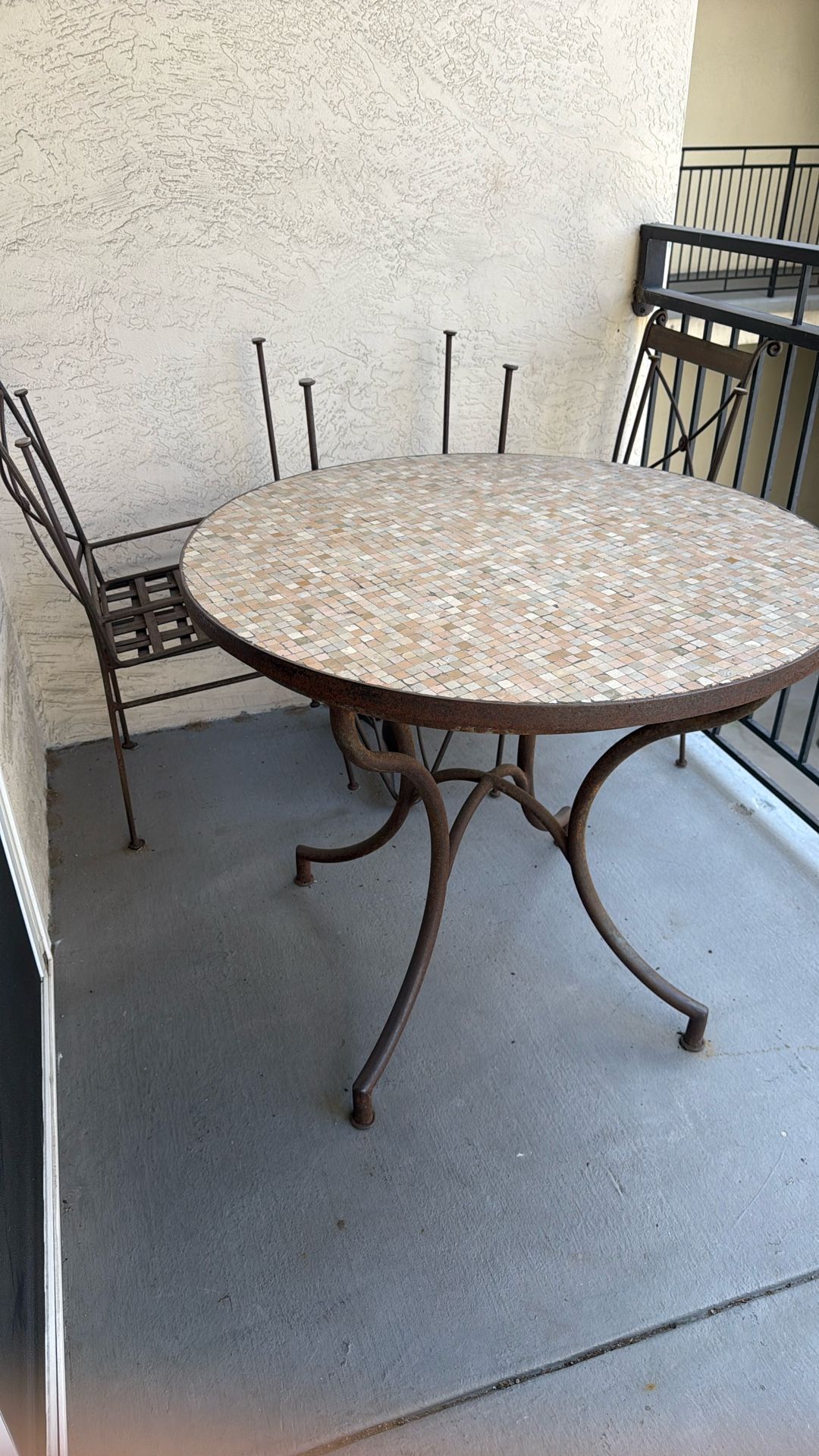 Outdoor Patio Set With 4 Chairs
