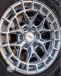 Brand new vossen wheels HFX-1 Silver 18” 6 Lug !!