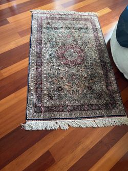Hand Knotted rug Bakari Rug