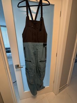 The North Face Bib Pants Snowboard Or Ski Medium