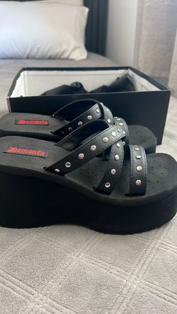 Demonia Sandal size 8