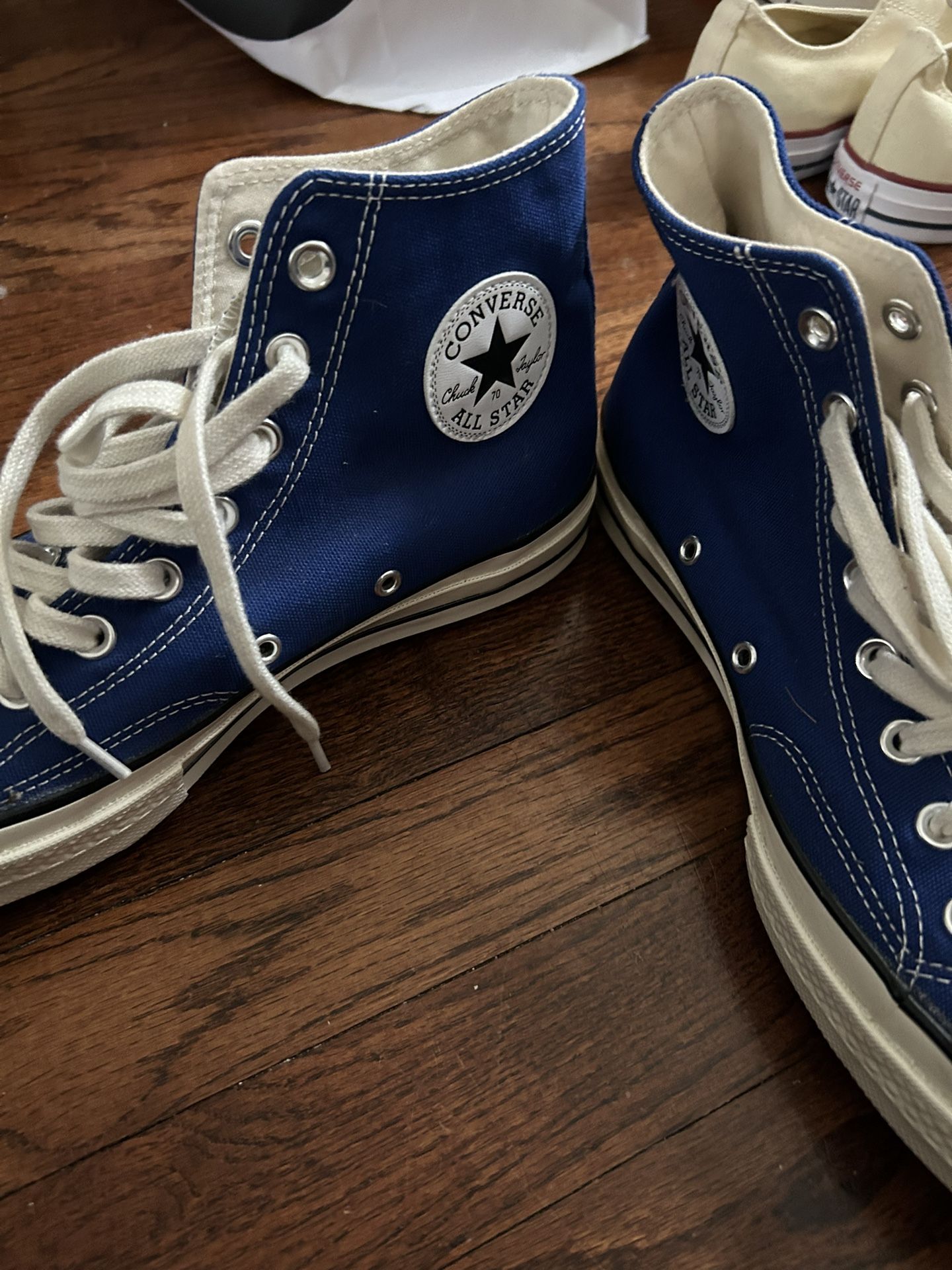 👟 Converse Chuck Taylor High Tops – Size 8.5 🌀 Royal Blue & Cream 💥 Like New! Ships Fast!