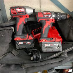 Milwaukee Drill Set
