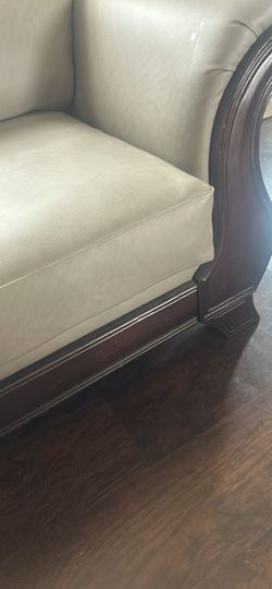 Couch/love Seat