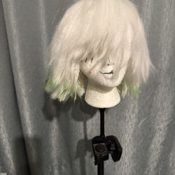 Short White And Green Wig 