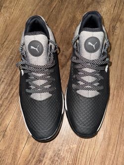 Golf shoes