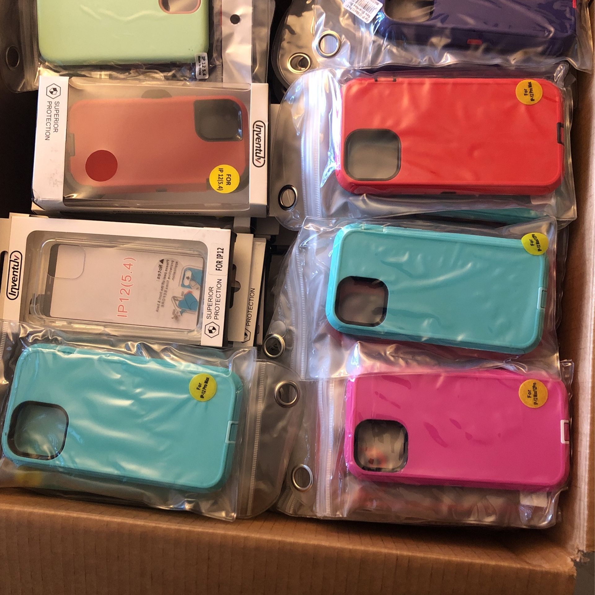 IPHONE 13, 13Mini, 12Pro, 13Prax -IPhone 12, 12Mini, 12Pro, 12ProMax Cases And Screens Protectors.