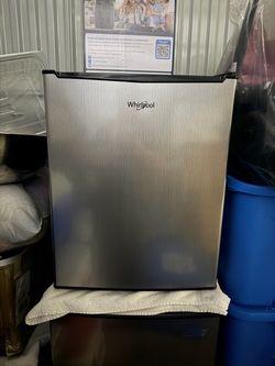 WHIRLPOOL FRIDGE