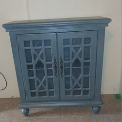 Accent Cabinet 