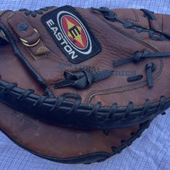 Easton NAT20 RHT Baseball Softball Glove Catcher’s Mitt Natural Series Right Handed Thrower