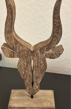 **MOVING SALE** Wooden skull shape decor