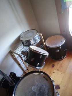 CB drums good condition moving need it gone