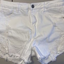 Papaya Women's Shorts large White Cut Off Cotton Blend Embroidered