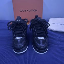 Lv Black And White Skates 