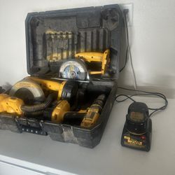 🔥 DeWalt 18V Tool Kit – 2 Circular Saws + Drill + Flashlight + Charger + Case 🔥