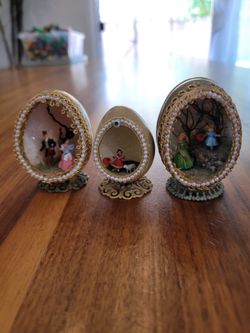 Vintage Diorama Eggs