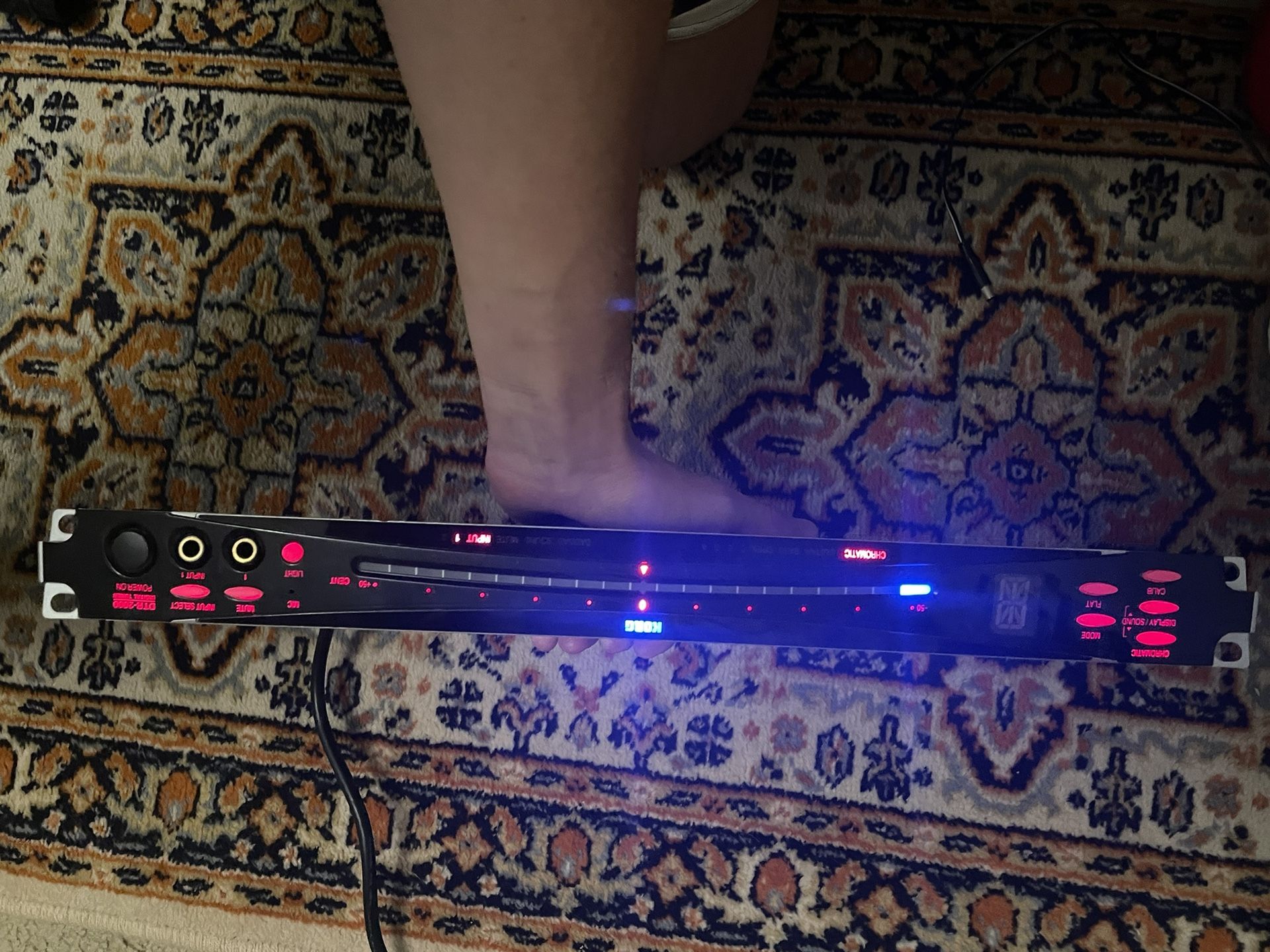 Korg DTR-2000 Rackmount Digital Tuner 2010s