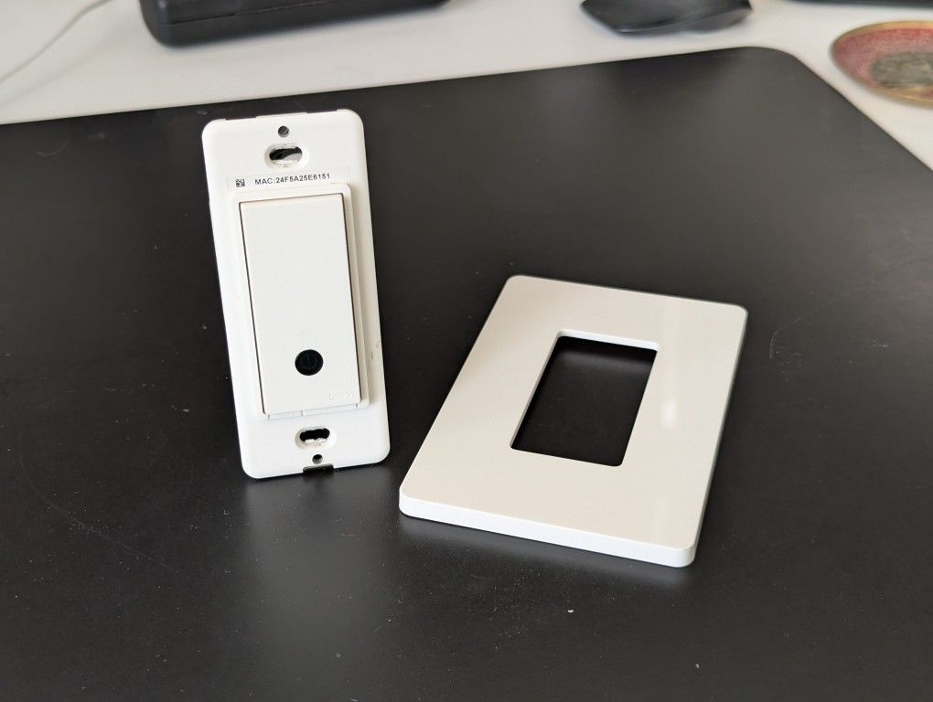 Belkin WeMo F7C030FC Smart Light Switch - White