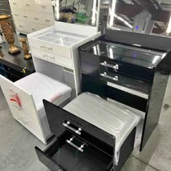 Multinational Makeup Vanity 🔥SPECIAL OFFER🔥. Free Delivery 