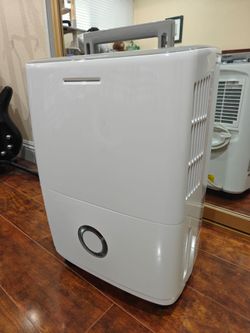 Frigidaire 30 pint dehumidifier
