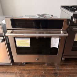 New 30” JennAir Rise Series Single Wall Oven 