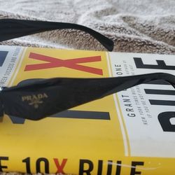 Mens And Womens Glasses 