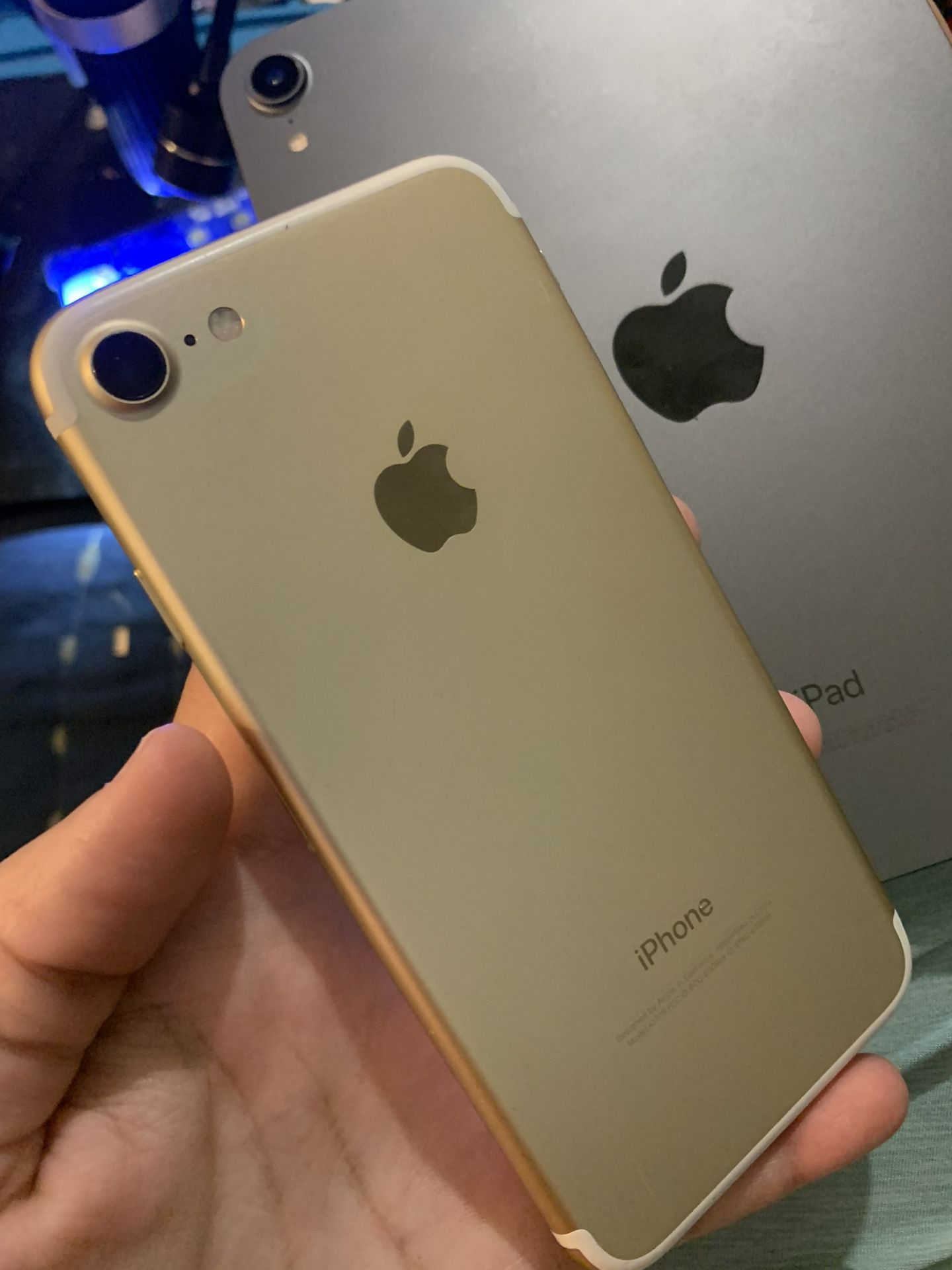 Rose Gold iPhone 7 128Gb Unlocked 