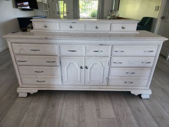 WHITE DRESSER