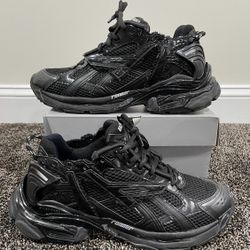 Balenciaga Runner ‘Black’ 42(US9)