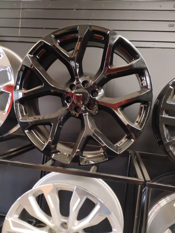 26x10 Black Rims 6 Lug 6x139 On NEW TIRES 305 35 26