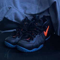 Knicks Foam Posite Size 9.5