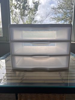White and Clear 3 Drawer Plastic Storage Divider