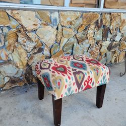 Colorful footrest cushioned Ottoman footstool upholstered footrest ottoman bueatiful Cushioned stool